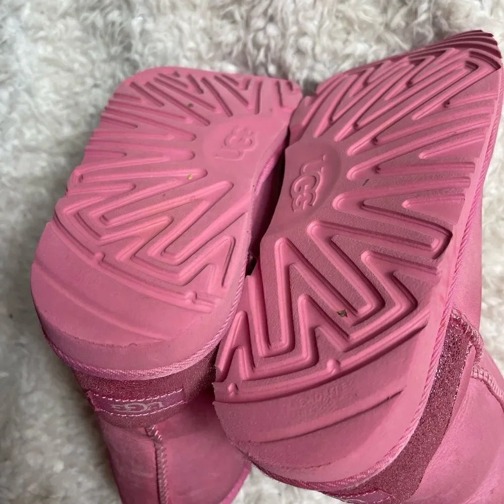 UGG Girl's Classic II Glitz pink leather suede Wool Lined Pull-On Boots SZ5